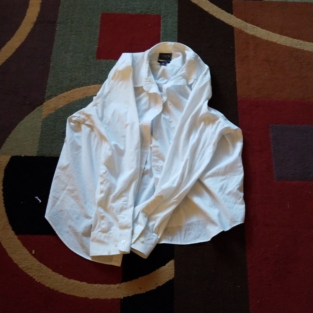 White dress shirt